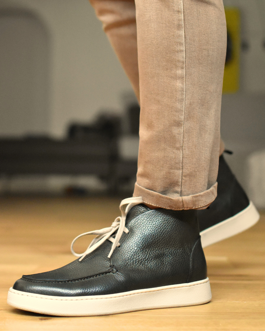 LEUCA - Zeleni usnjeni