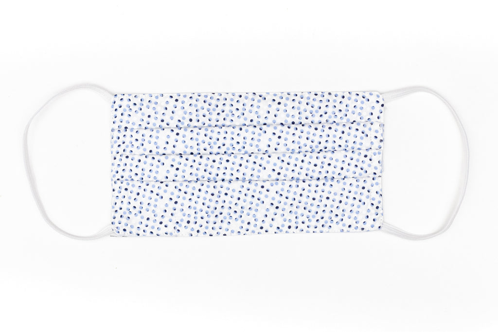 Masque blanc avec motif bleu clair