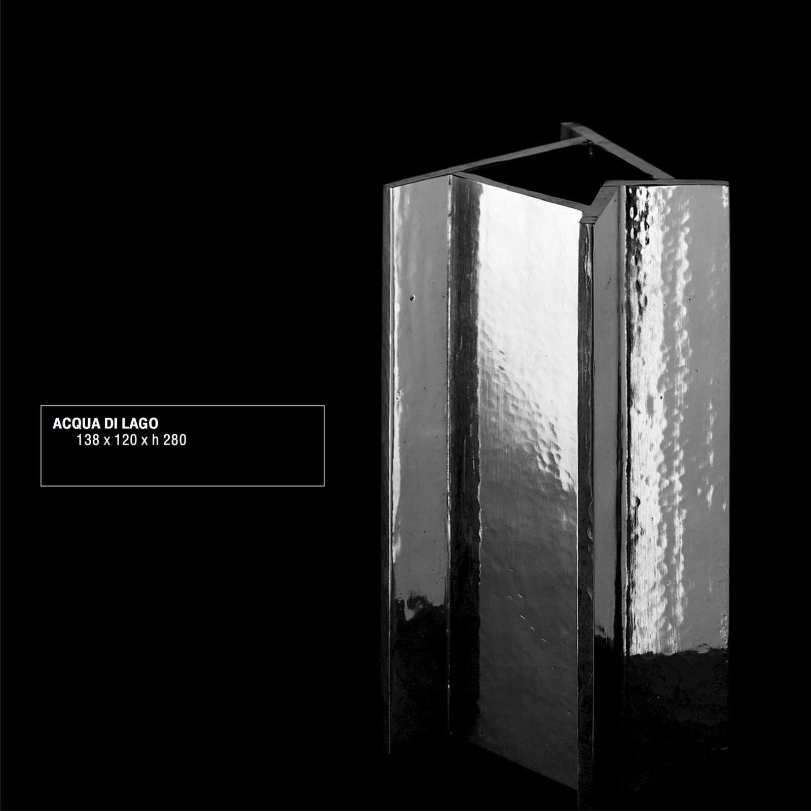 METALLIA - LAKE WATER