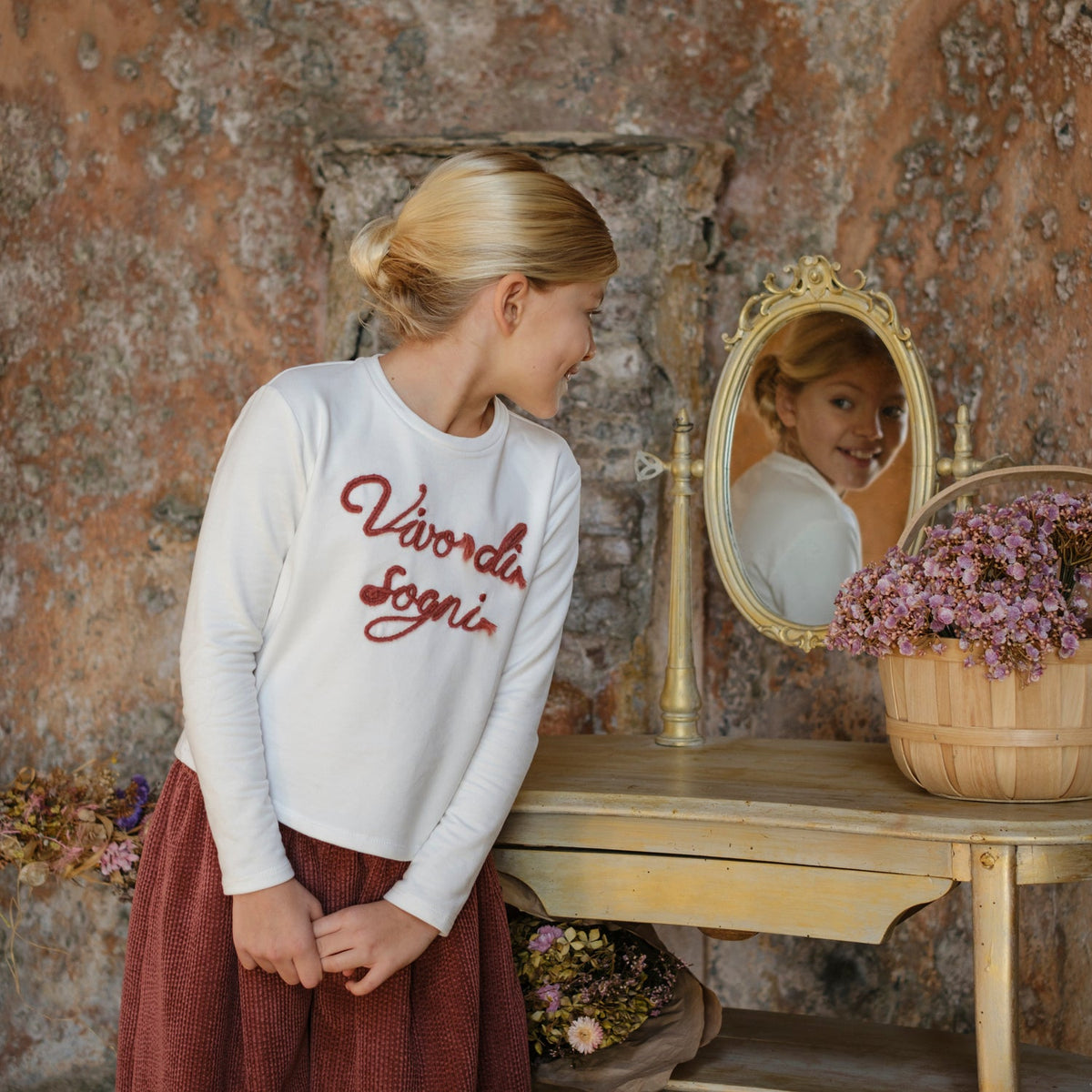 MAGLIA RICAMO VIVO DI SOGNI