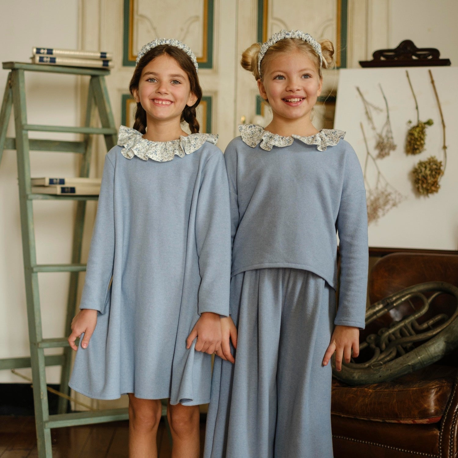 MAGLIA COTOCASHMERE COLLO FIORELLINO