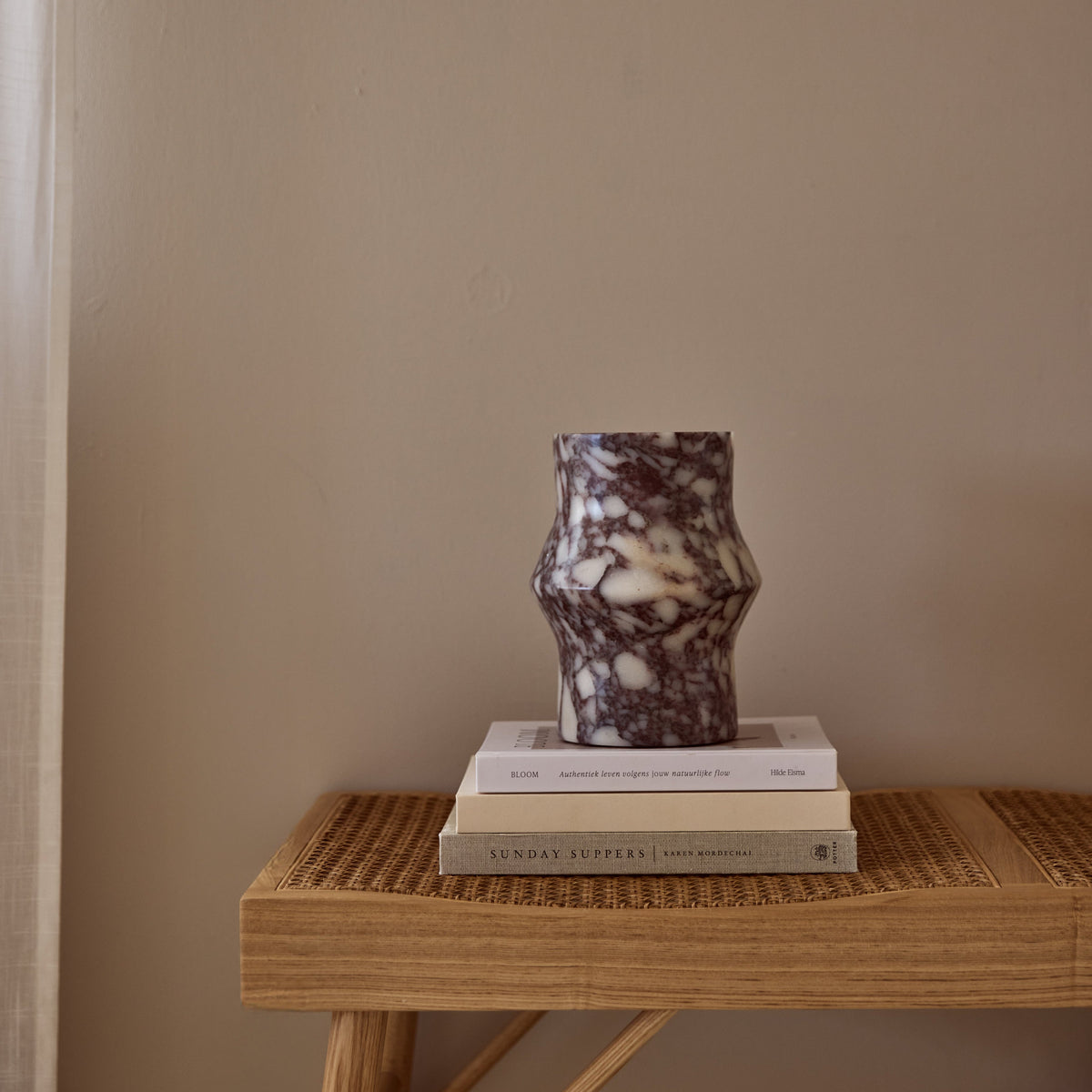 Calacatta design vase Ø12x20cm