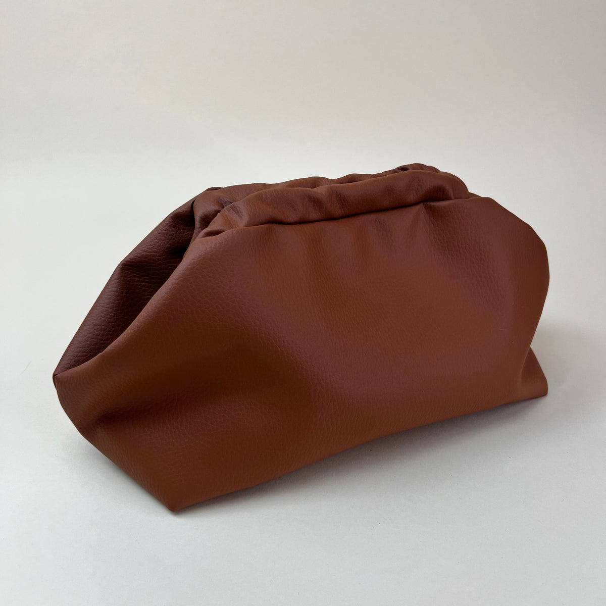 Bolsa de Eco-Couro Martelado