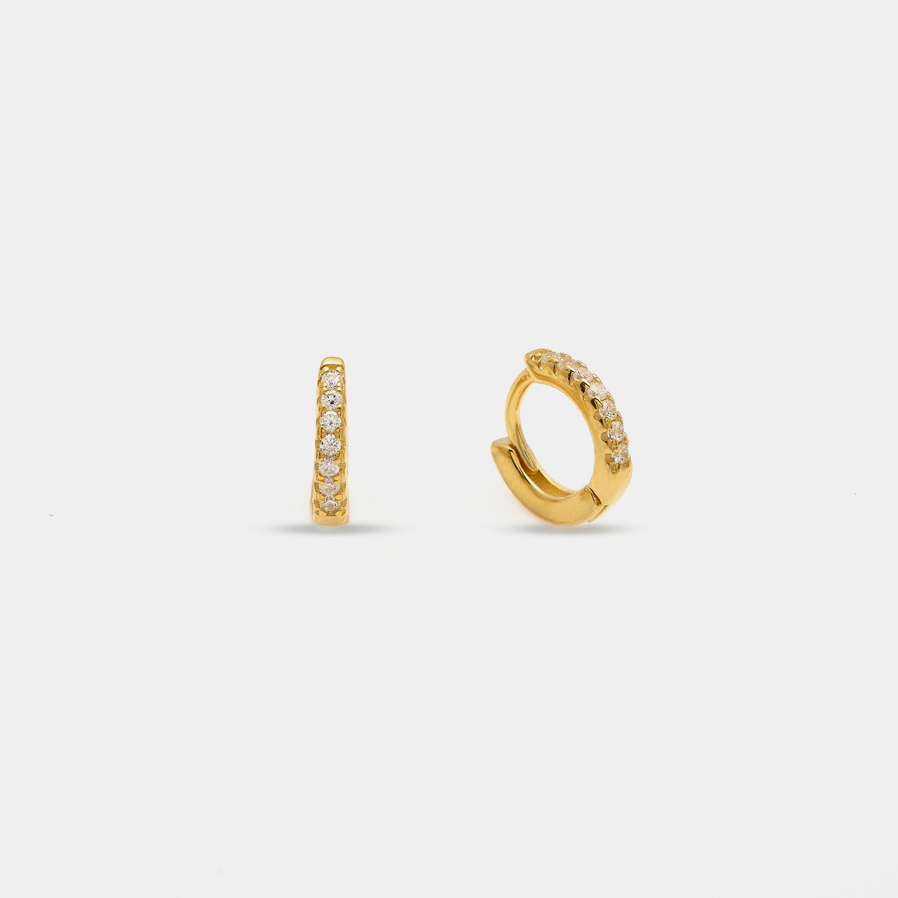 Gold-plated silver earrings with hoop design and white zirconia 10 mm