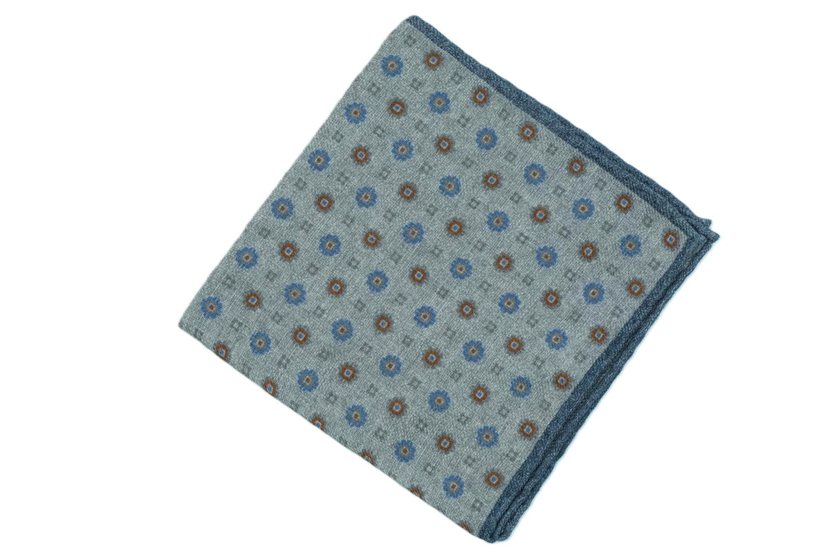 Gray wool clutch