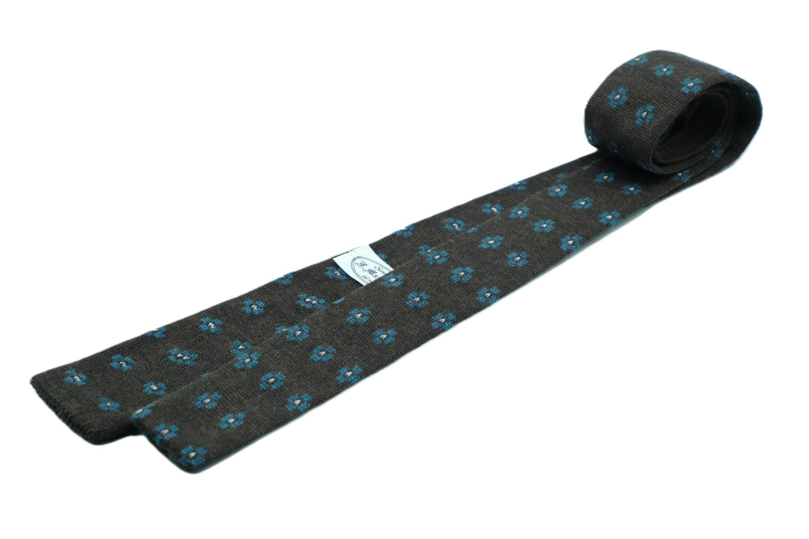 Brown tricot tie with flowers in pure wool