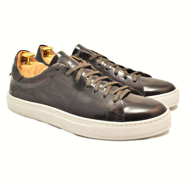 OSTUNI - Bruin Schuurmiddel