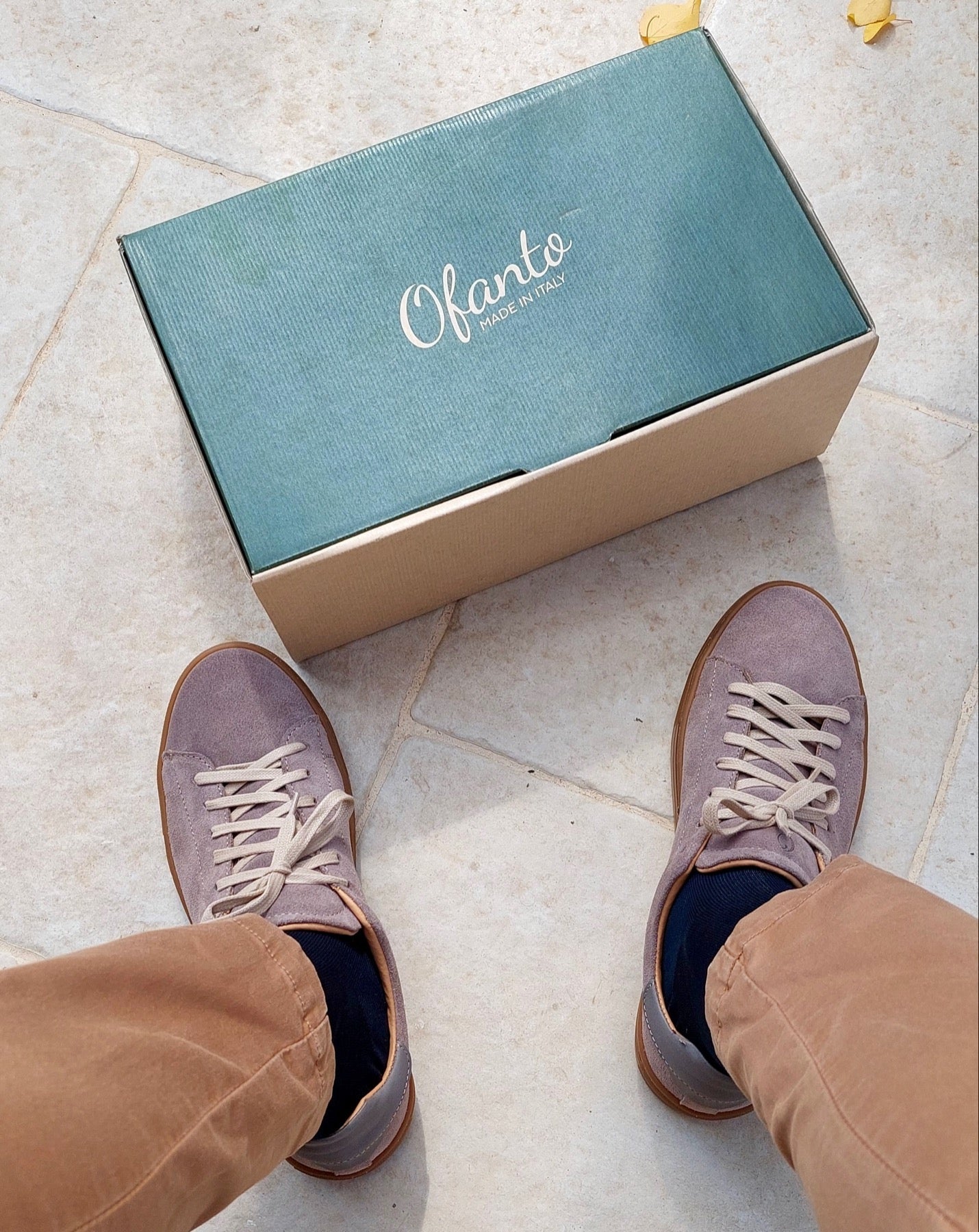 OSTUNI - Volledig Taupe