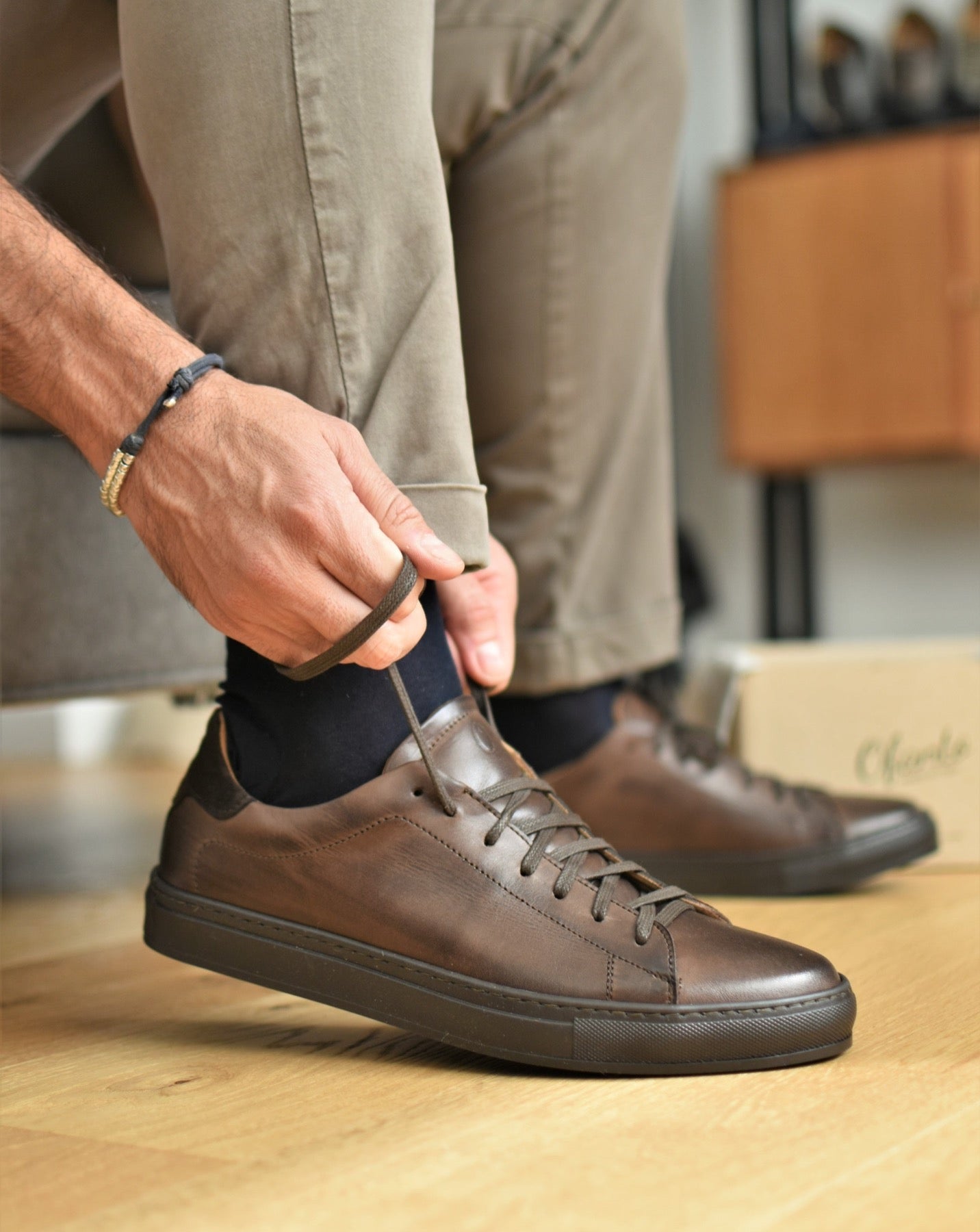 OSTUNI - Volledig Hout