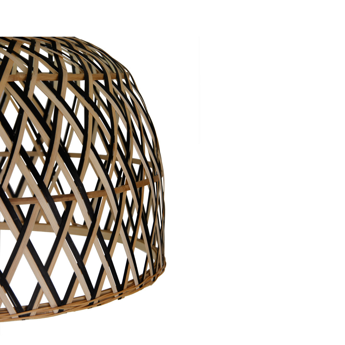 Various Weaving plafondlamp Ø47 cm van bamboe in natuur en zwart.