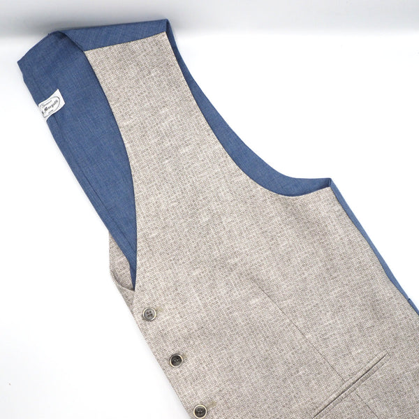 Gray vest with woven micro-pattern