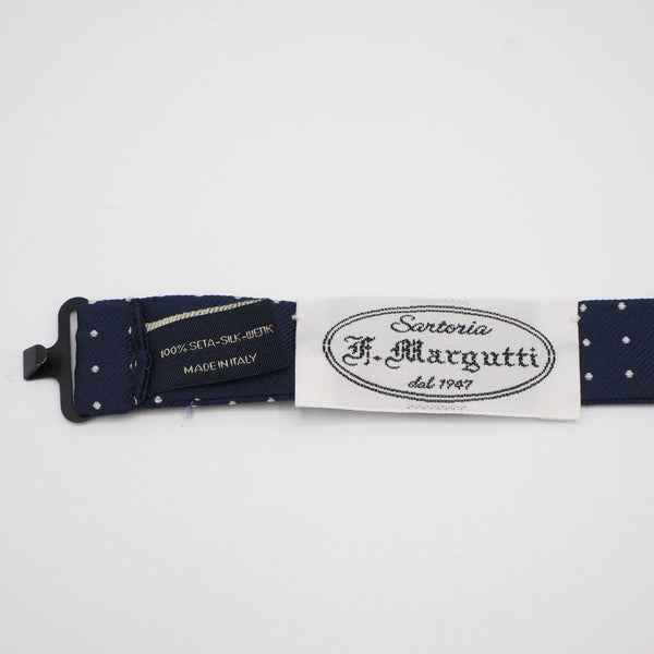 Elegant micropois bow tie