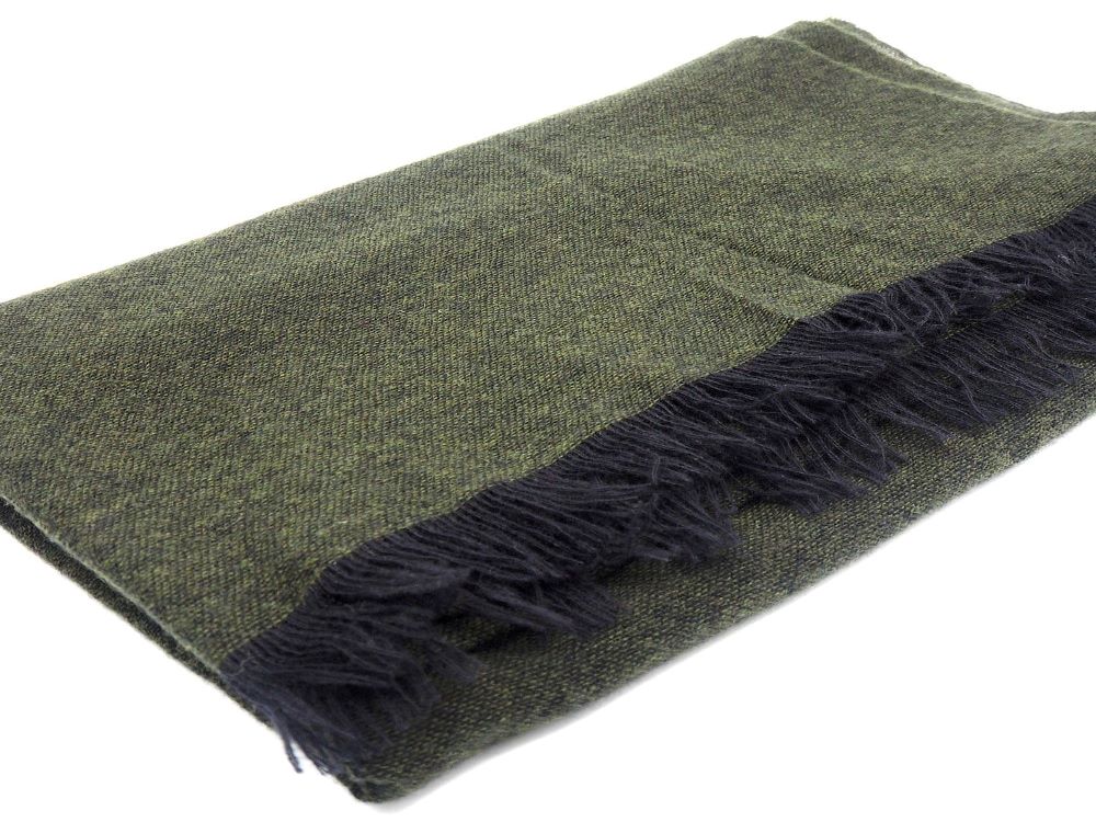 Sciarpa verde in puro cashmere