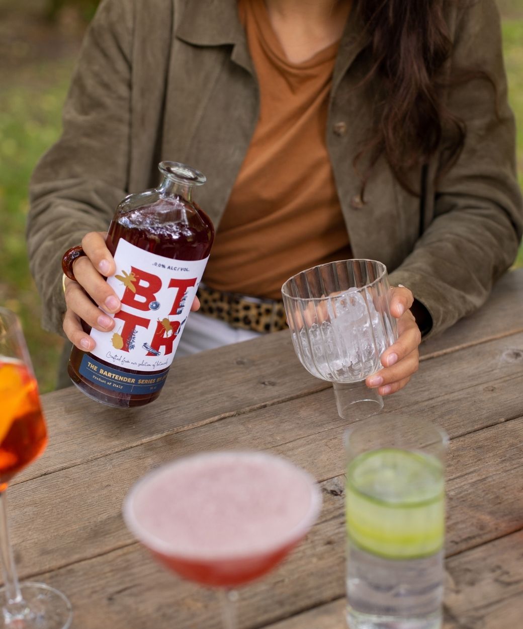 bitter sans alcool bttr jnpr spiritueux sans alcool apéritif italien amer rouge negroni cocktail apéritif