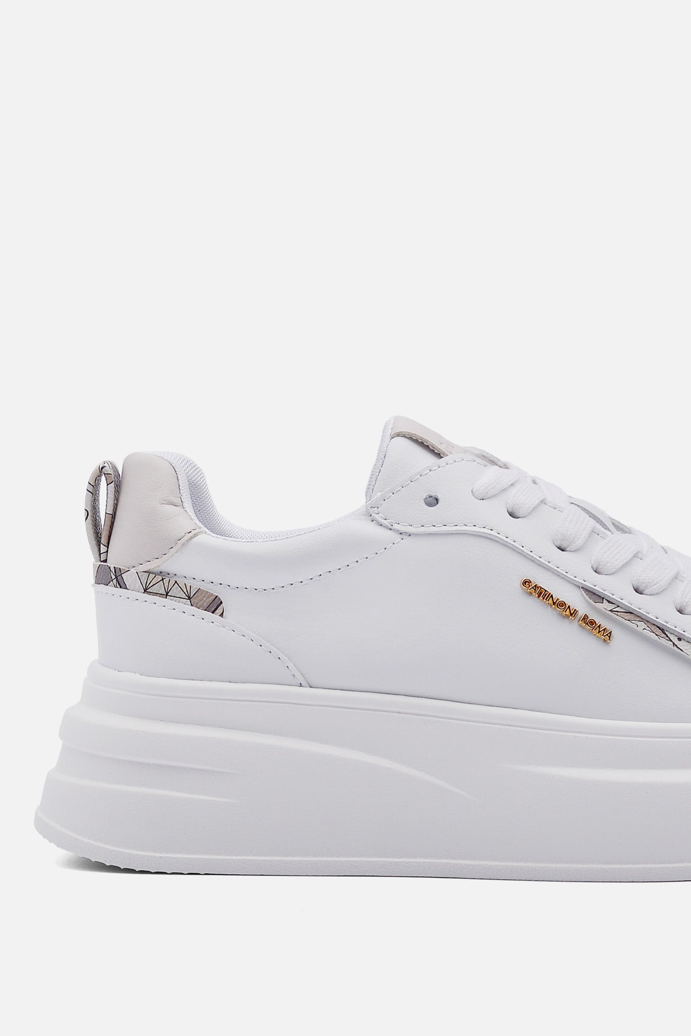 Floyd White Teodosia Sneaker