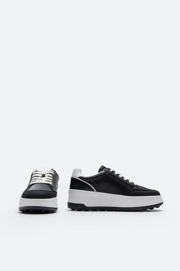 Black Ross Sneakers