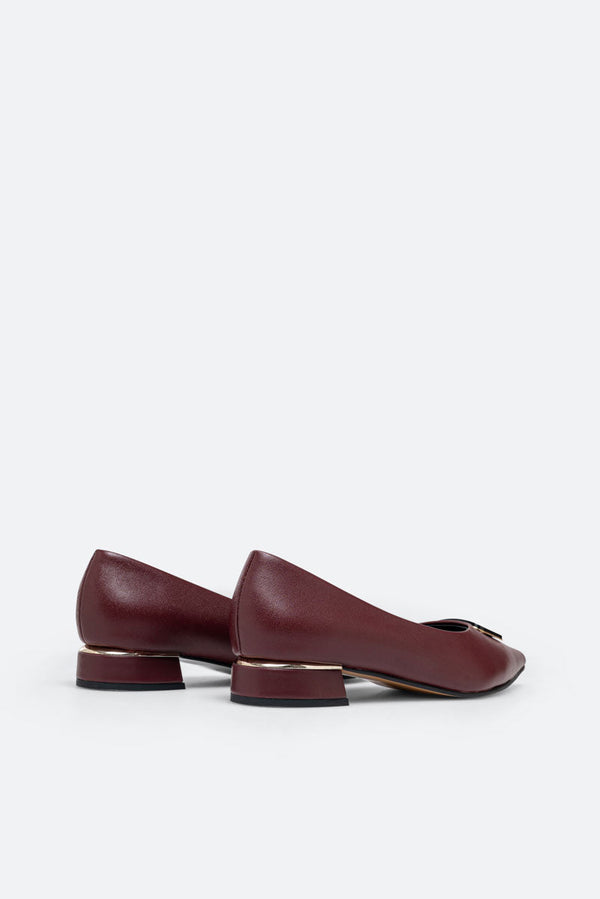 Low-cut Laval Wine Leather
