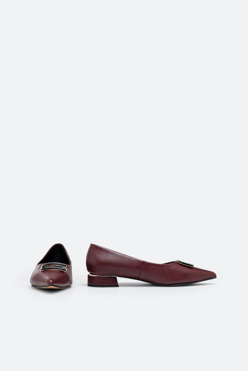 Low-cut Laval Wine Leather