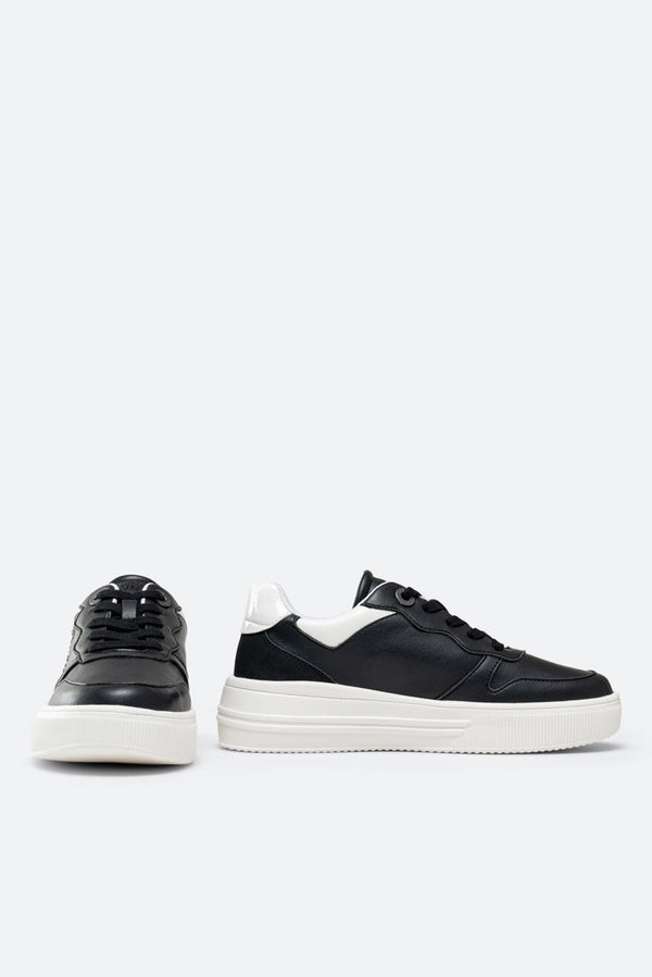 Black Broome Sneakers