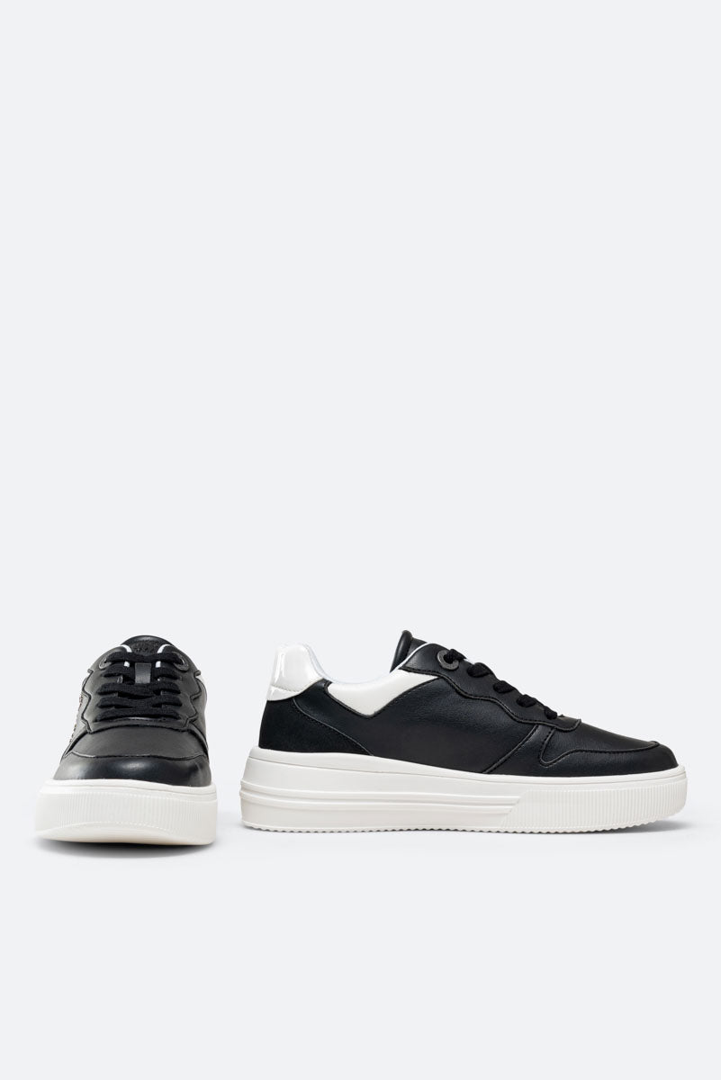 Black Broome Sneakers