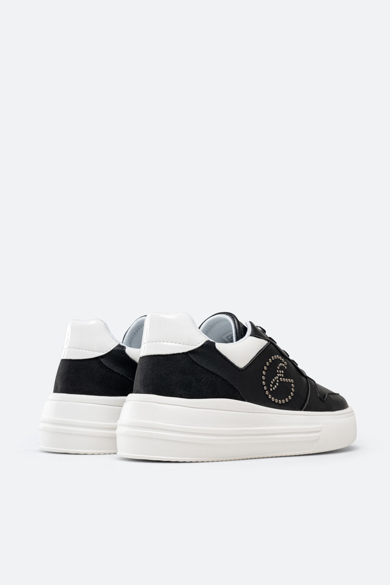 Black Broome Sneakers