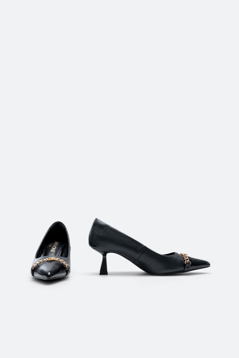 Emily Black Pumps
