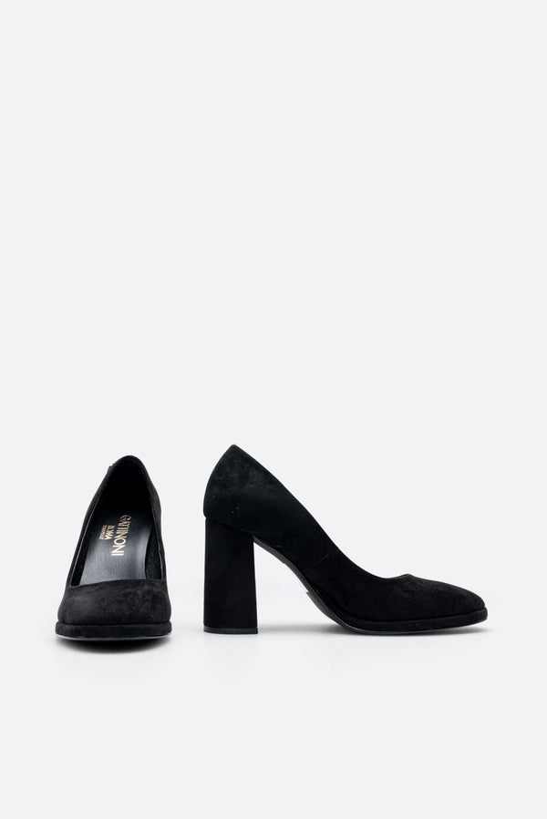 Mercy Black Pumps