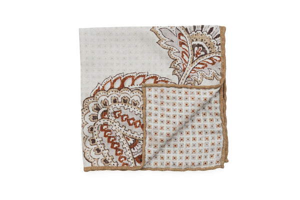 Light patterned pouch in pure silk