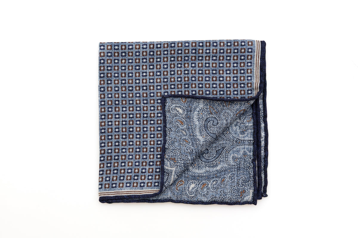 Pochette en soie réversible