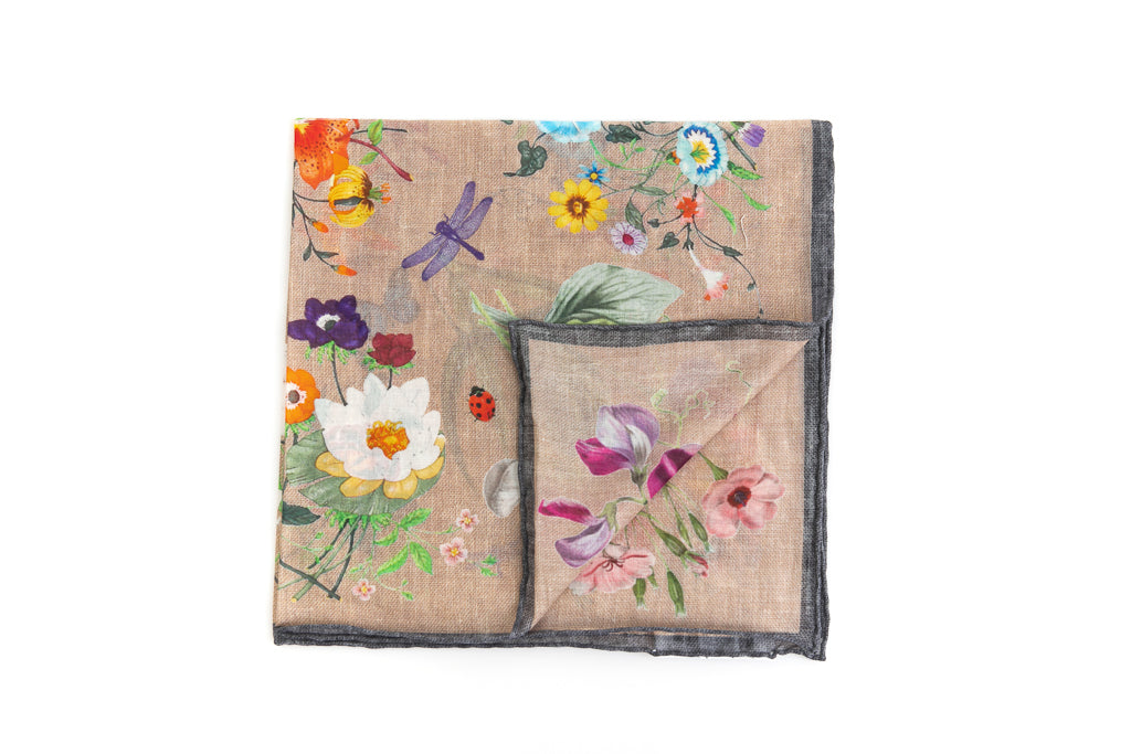 Beige cotton pouch with pattern