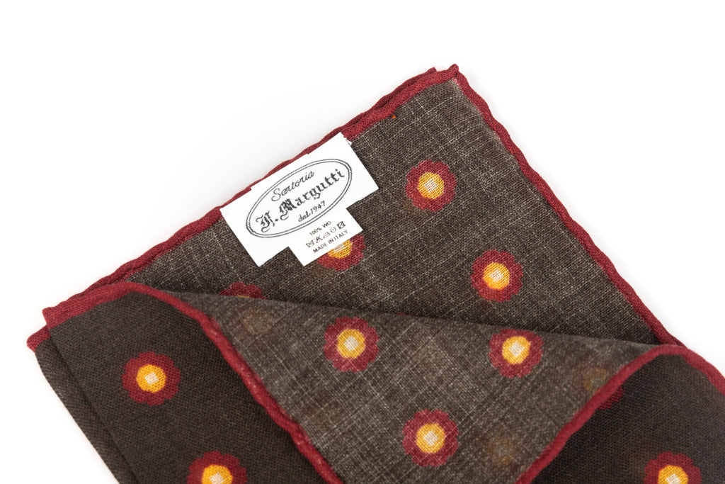 Brown pouch in pure wool pattern