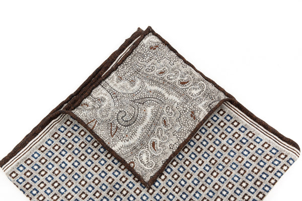Gray pouch with geometric pattern in pure silk