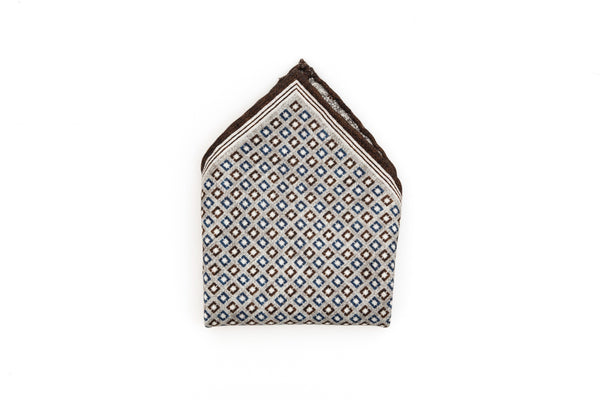 Gray pouch with geometric pattern in pure silk
