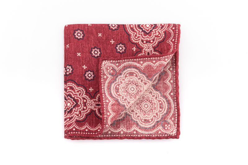 Burgundy pouch in pure wool