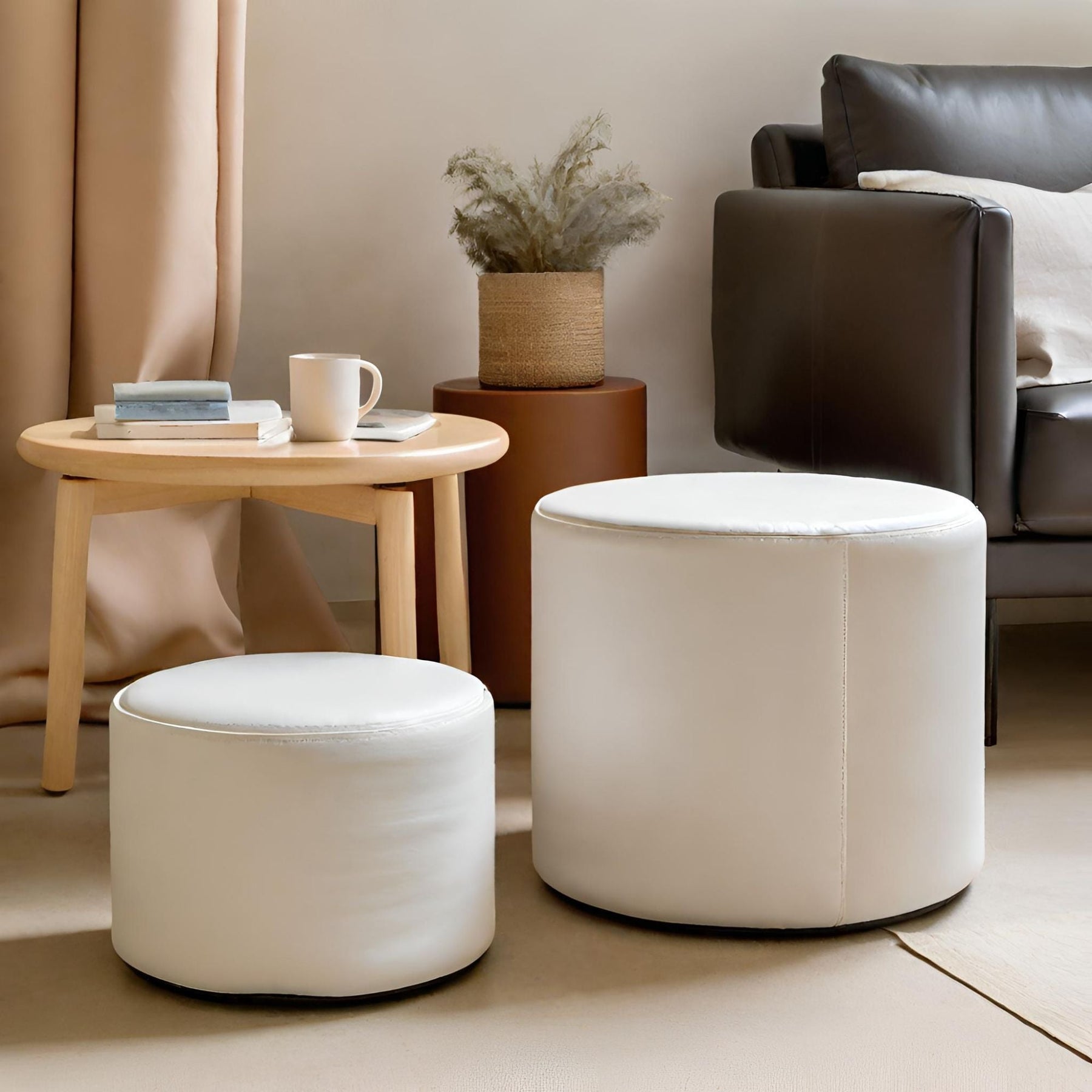 pouf bianco in ecopelle, poggiapiedi sfoderabili artigianali Arketicom