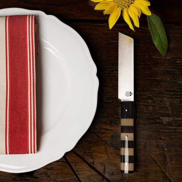 Le couteau basque de table-l'authentique couteau basque traditionnel pour la table.