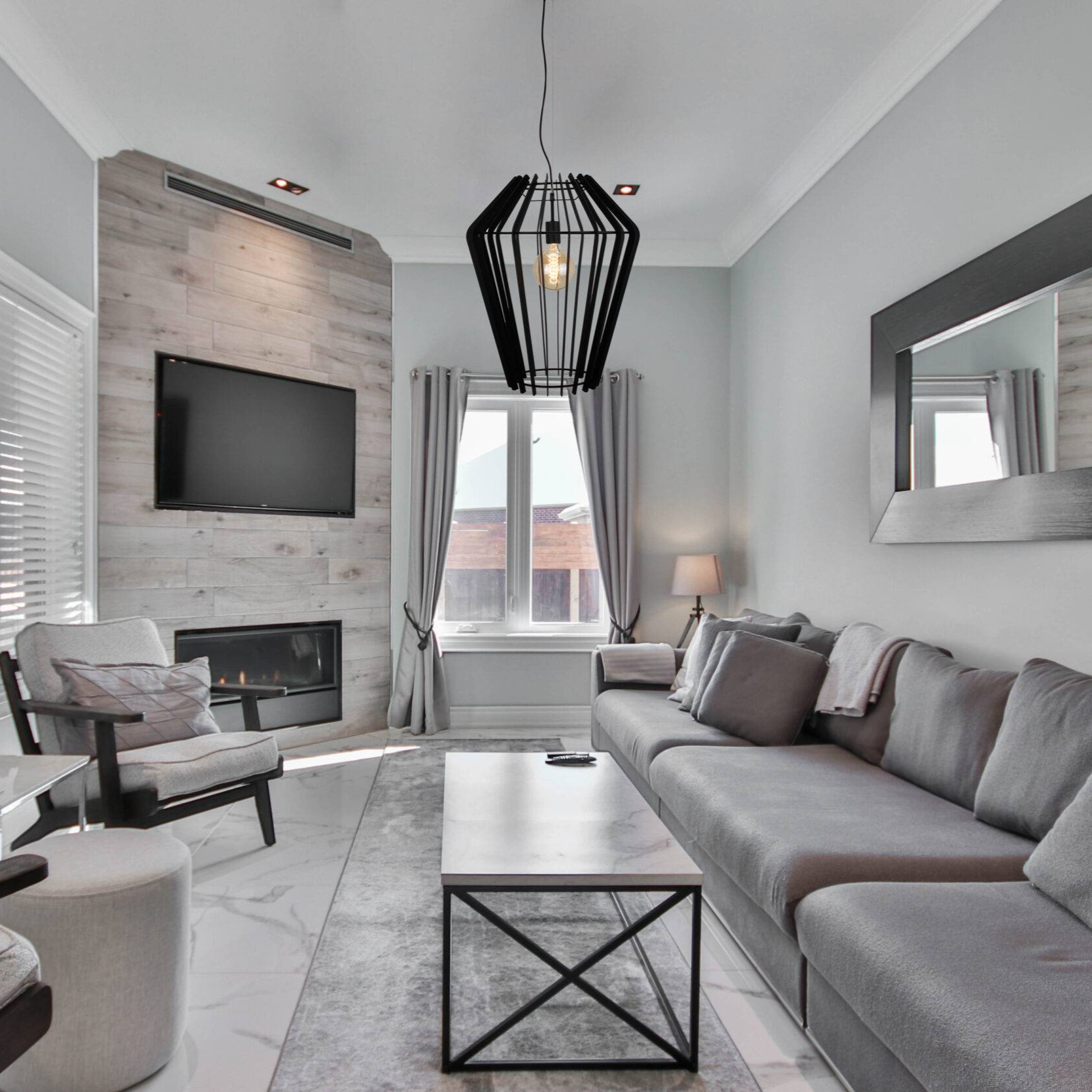 Tavola hanglamp van Chericoni, zwart, 1 lichts, Ø50 cm, met een elegant en eigentijds ontwerp.
