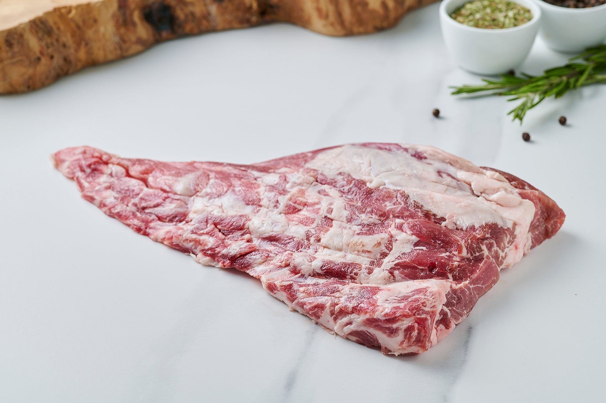 3 Abrasador pork feathers, approximately 900 grams