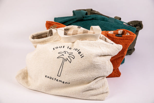 Grand sac éponge palmier sous le soleil