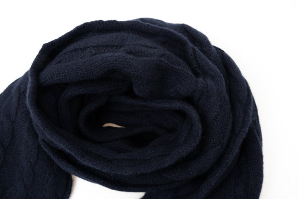 Temno modri čisti kašmirjev šal