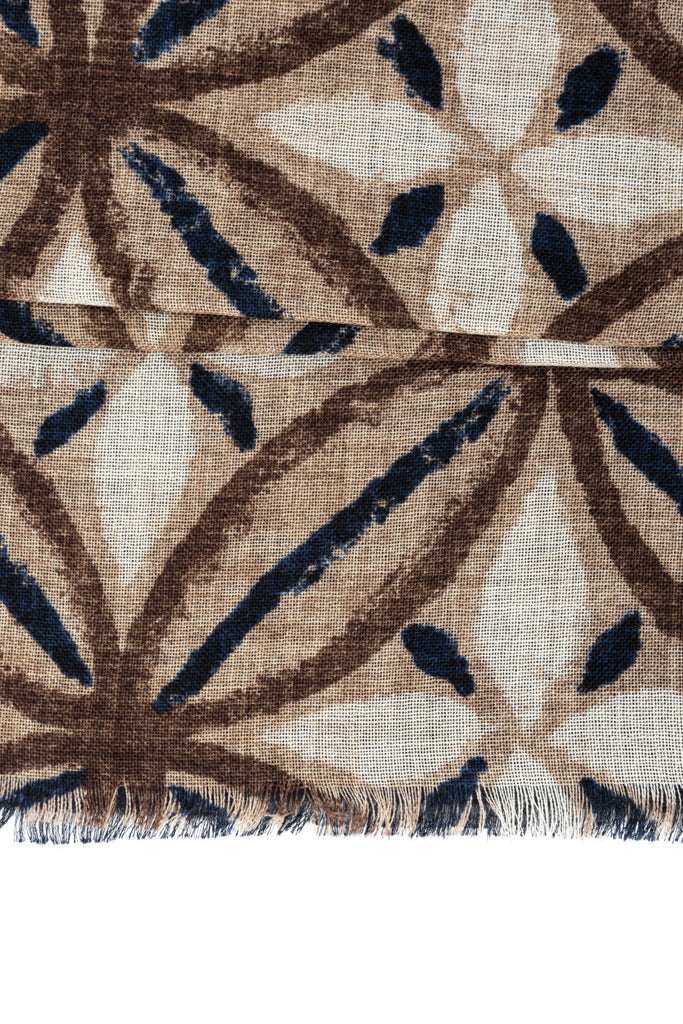 Bež dvojni šal iz čiste volne z vzorcem