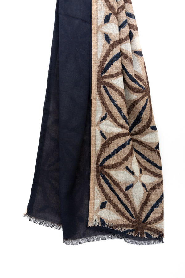 Bež dvojni šal iz čiste volne z vzorcem