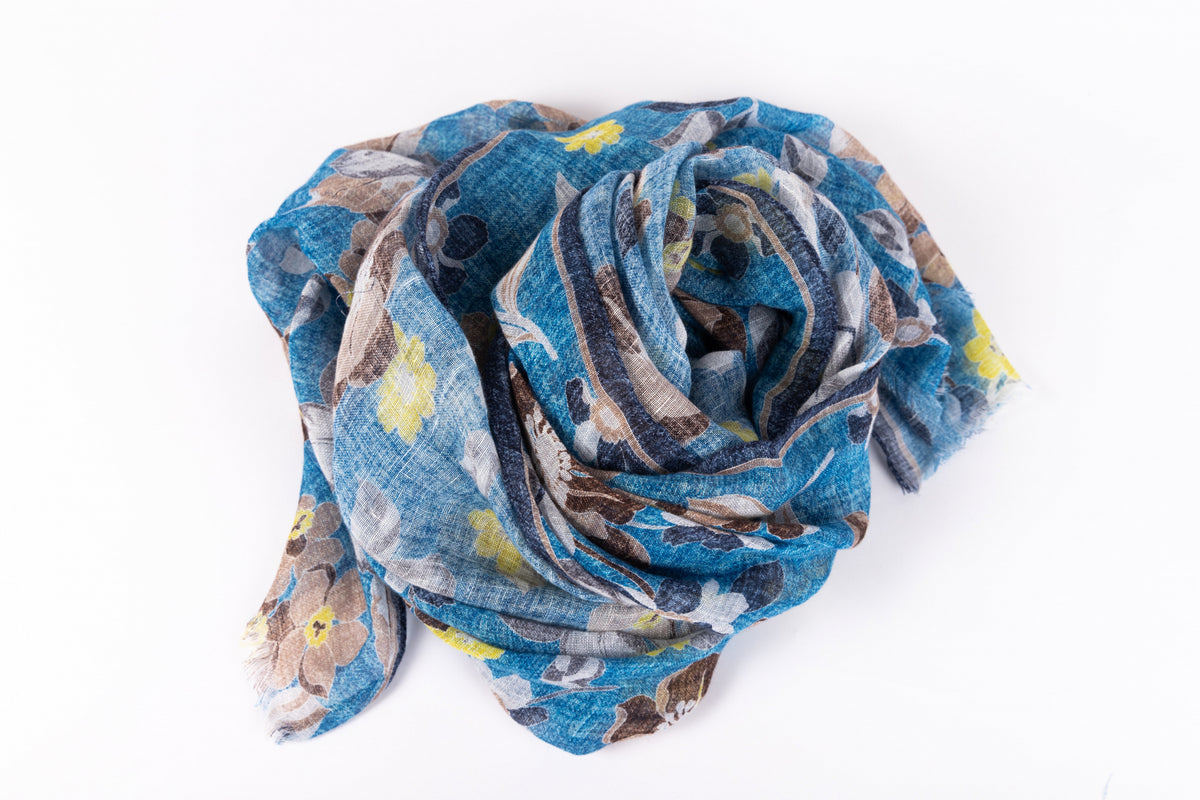 Sky blue pure linen scarf