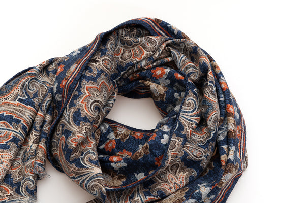 Blue double face scarf with pure silk pattern
