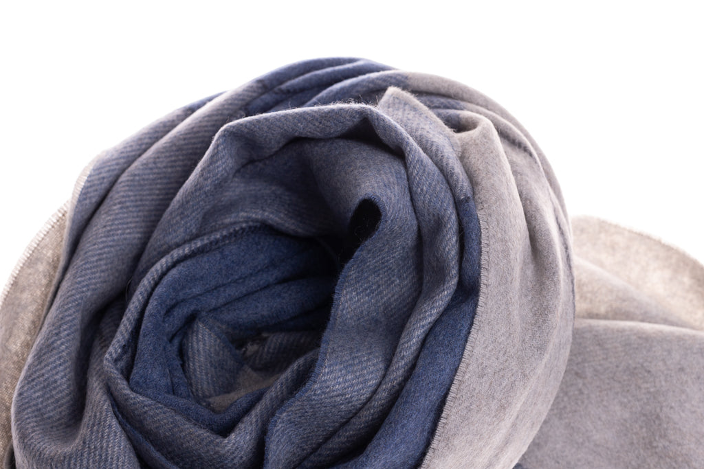 Blue checkered cashmere scarf
