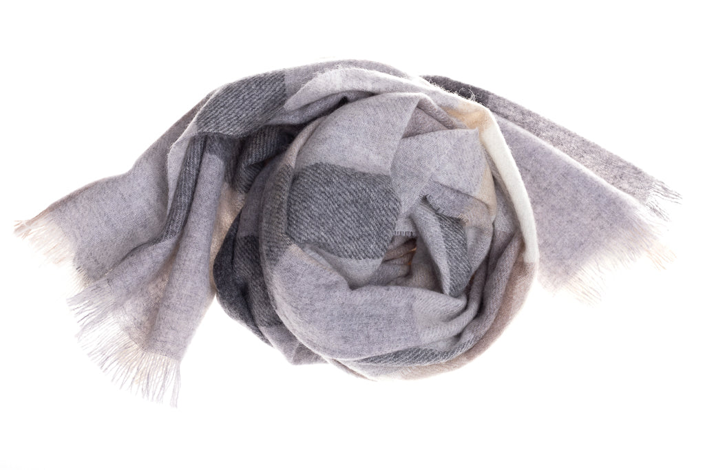 Sciarpa in cashmere a quadri grigia e beige