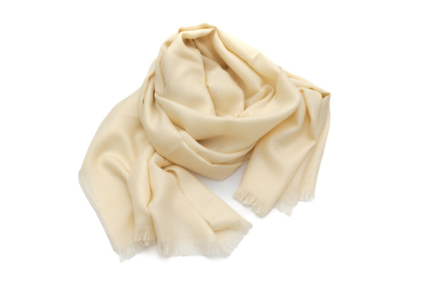 Ivory scarf in virgin wool