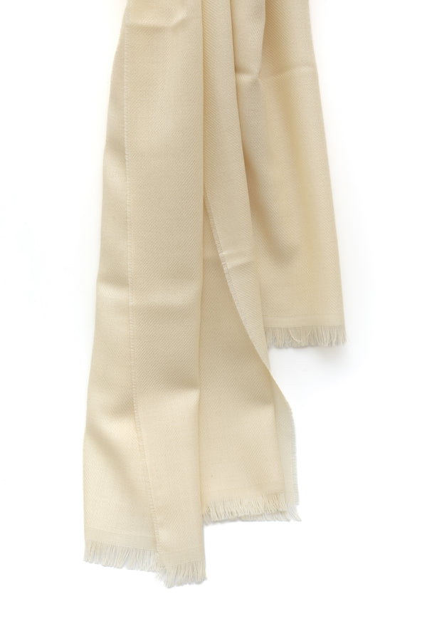 Ivory scarf in virgin wool