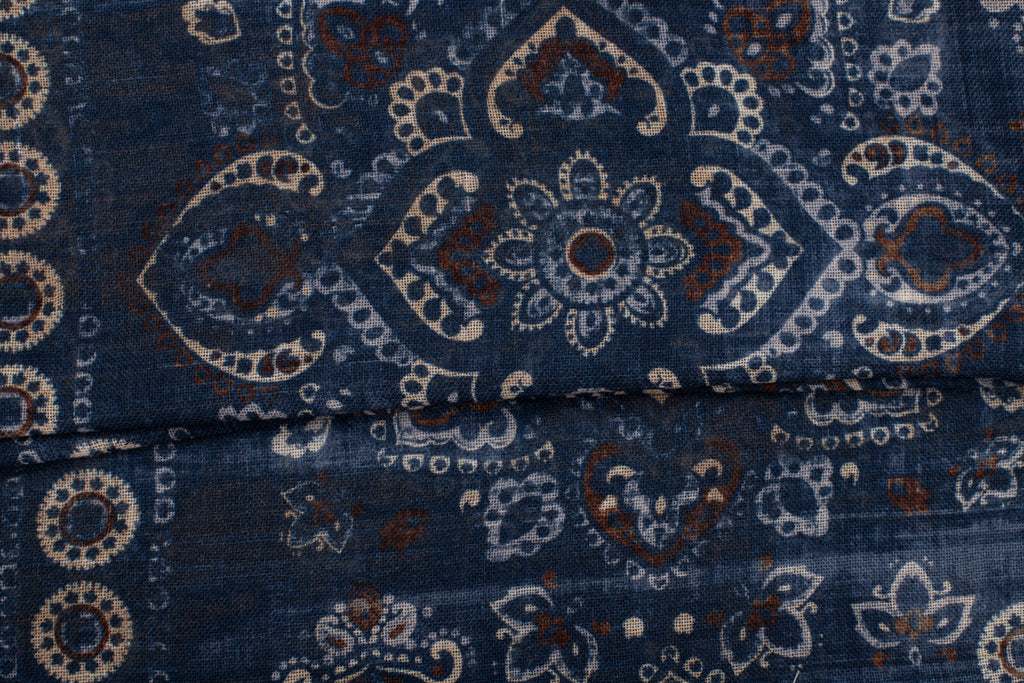 Šal z vzorcem iz čiste volne