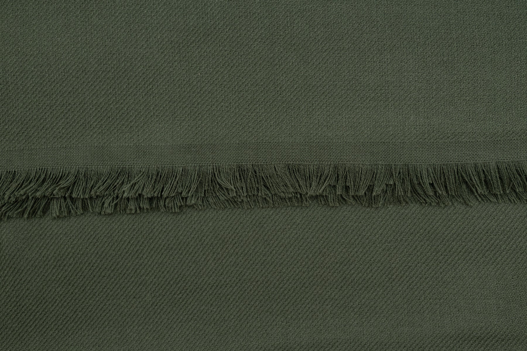 Olijfgroene virgin wol sjaal